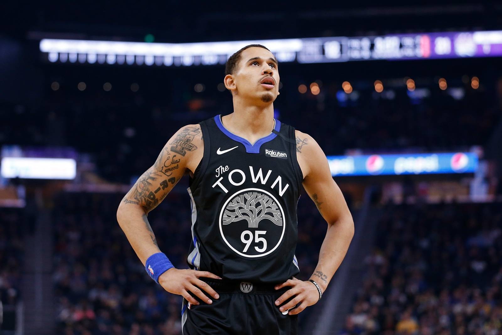 球员表现 球员表现