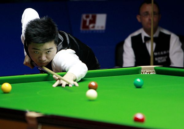 草丛为轴 草丛为轴